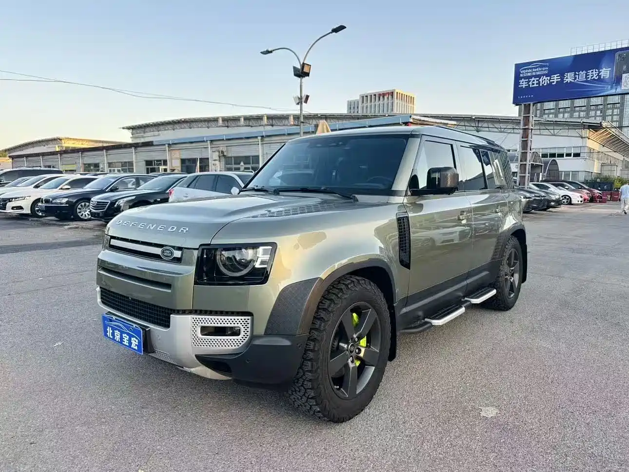 Land Rover Defender 2020 Model 110 P400 SE