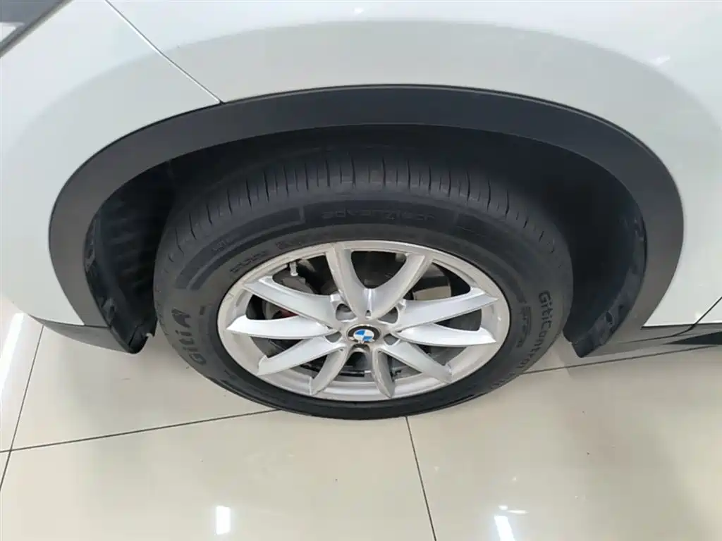 BMW X1 2016 sDrive18Li Fashion Model фото 23