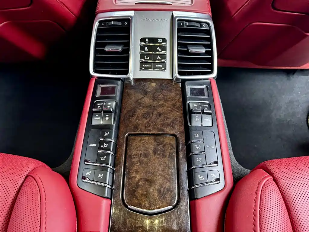 Porsche Panamera 2014 Panamera Turbo Executive 4.8T фото 22