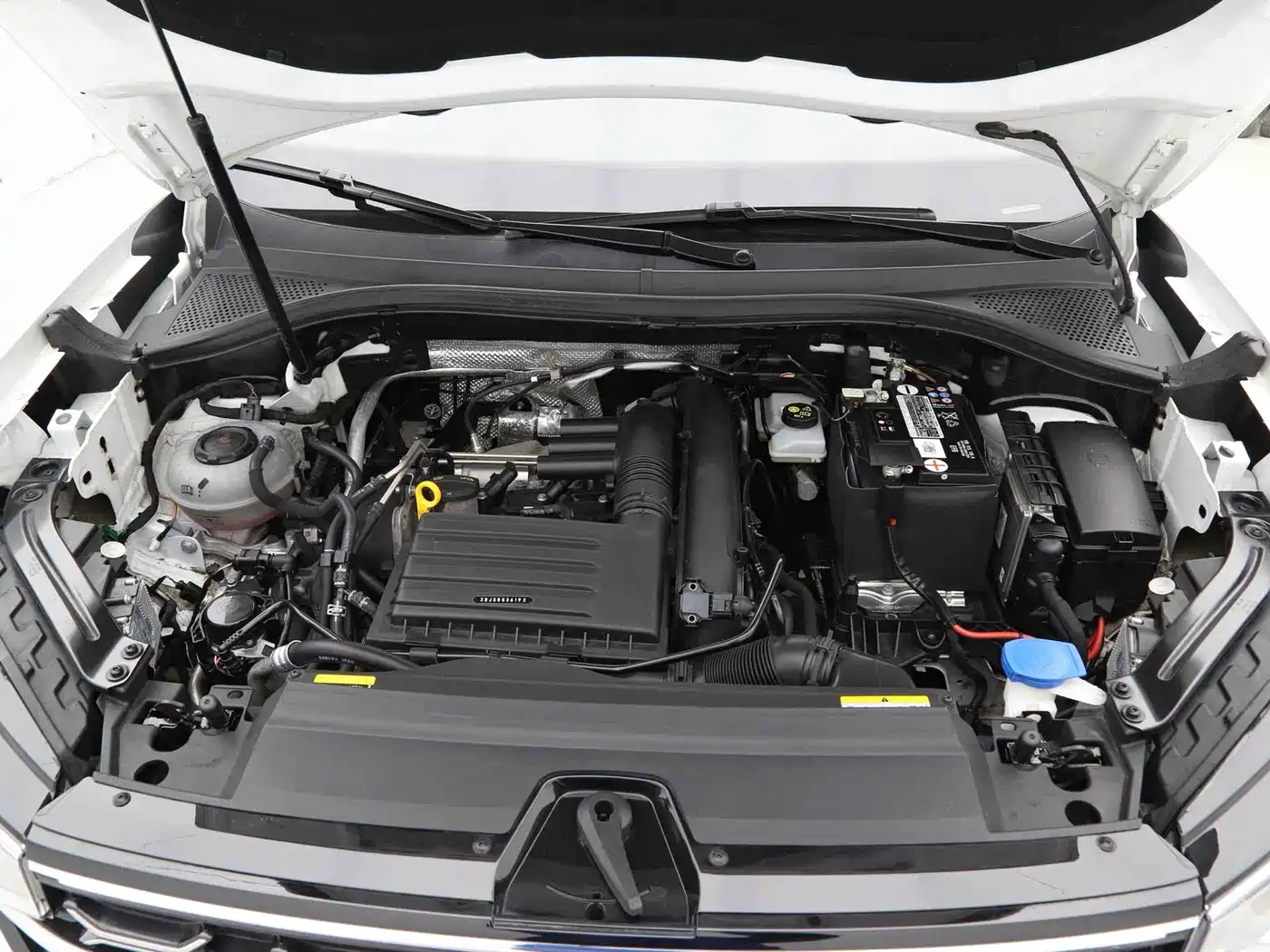 Volkswagen Tayron 2023 280TSI 2WD Luxury Plus Advanced Edition фото 13