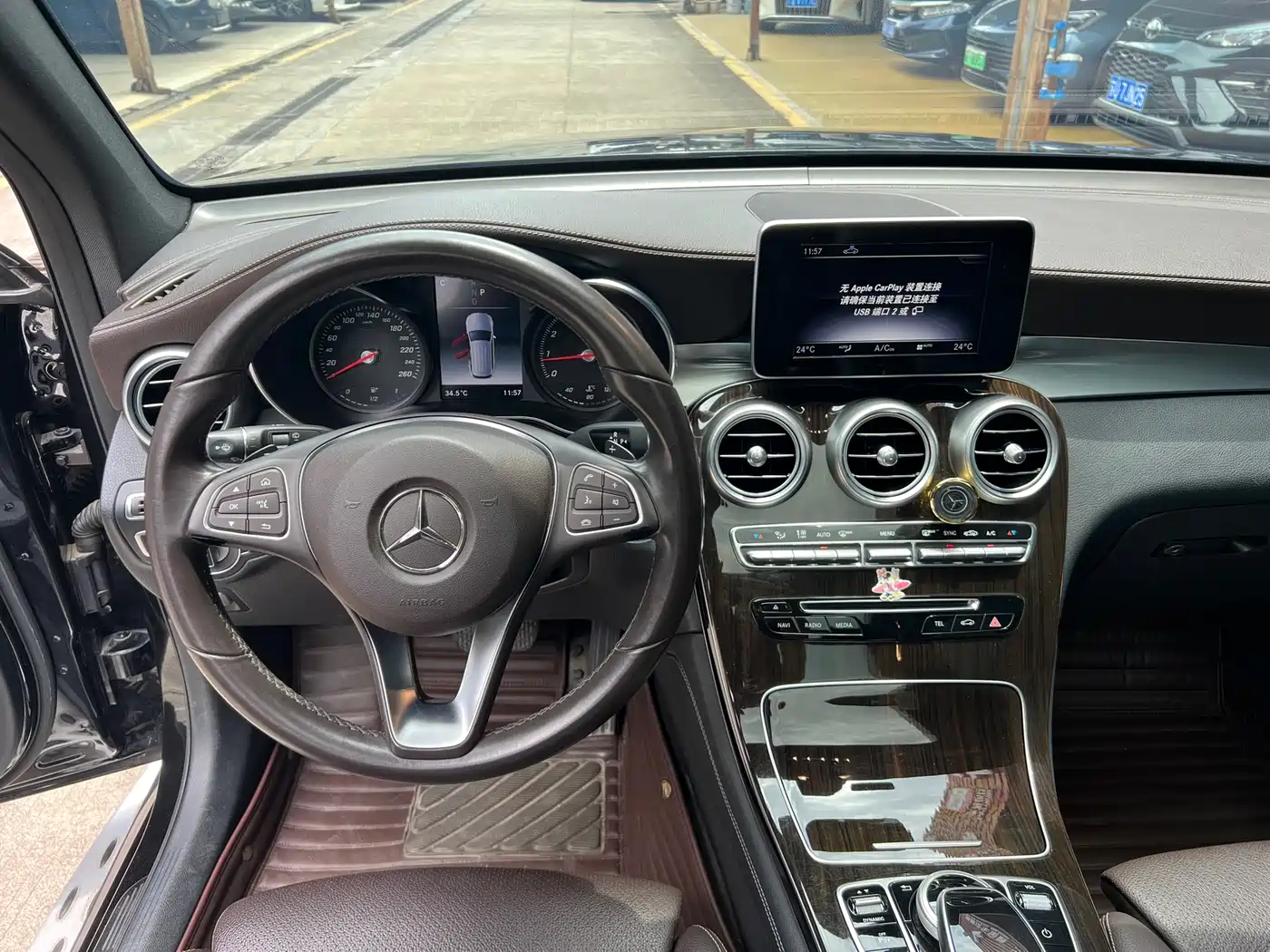 Mercedes-Benz GLC 2019 Facelift GLC 300 L 4MATIC Dynamic фото 5