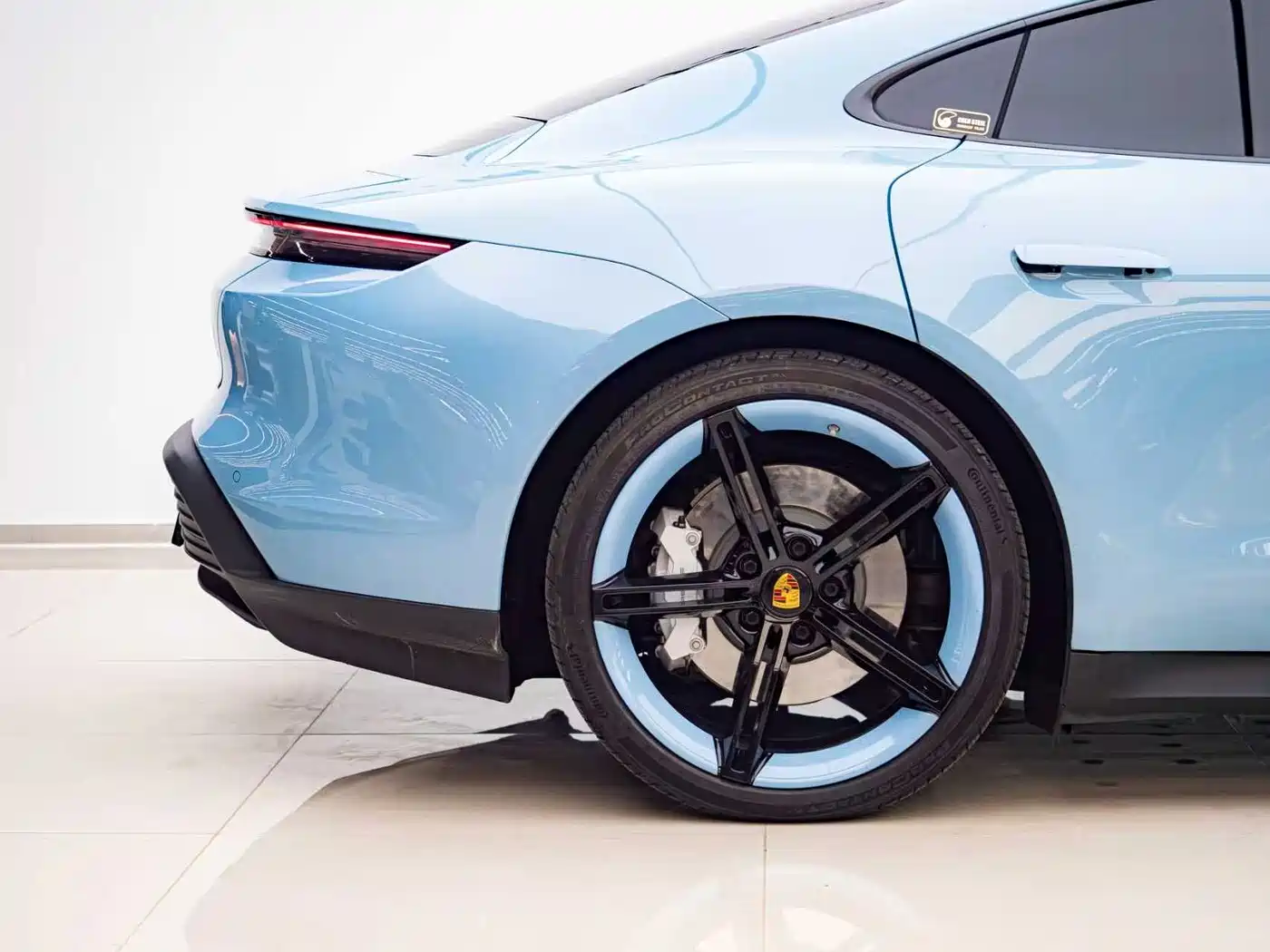Porsche Taycan 2019 Taycan 4S фото 13
