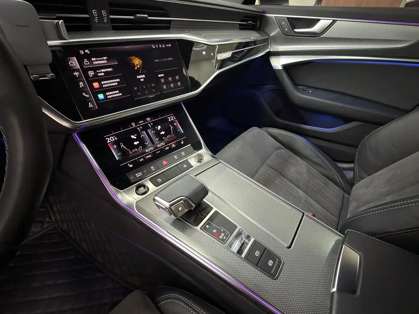 Audi A6L 2022 45 TFSI Premium Dynamic фото 14