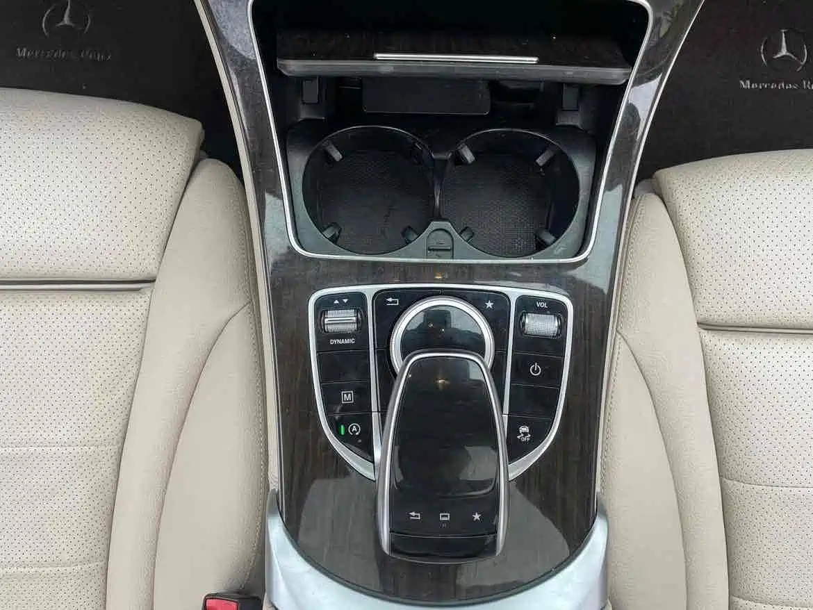 Mercedes-Benz GLC 2016 GLC 260 4MATIC Luxury фото 18