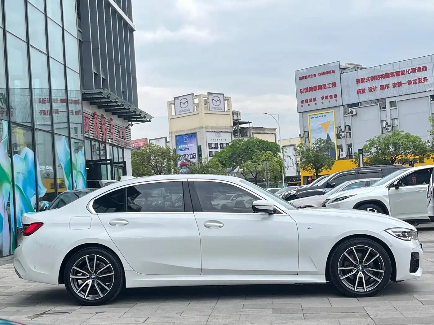 BMW 3 Series 2020 325Li M Sport Package фото 7