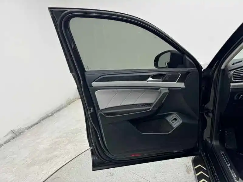 Volkswagen Tayron 2023 280TSI 2WD Luxury Plus Advanced Edition фото 10