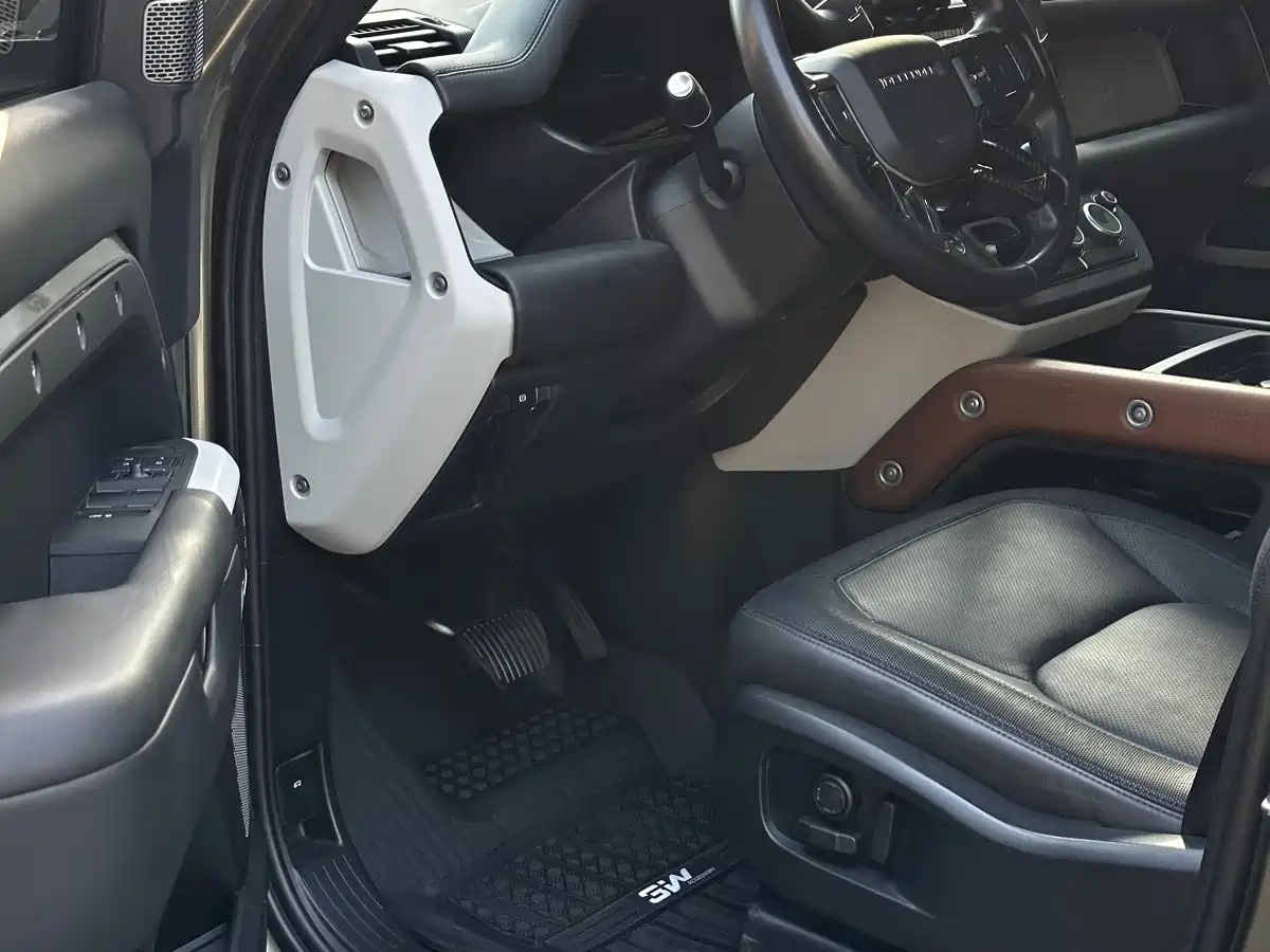 Land Rover Defender 2023 Facelift 110 3.0T P400 X-DYNAMIC HSE фото 17