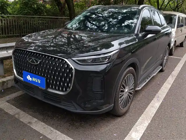 Chery Tiggo 8L 2024 2.0T 2WD Luxury Edition 7-Seater