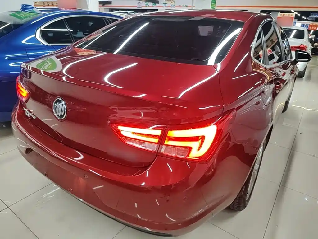 Photo 7 - Buick Verano