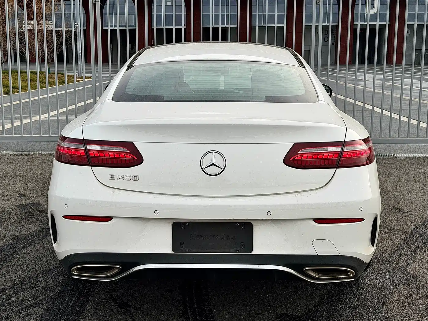 MERCEDES-BENZ E CLASS