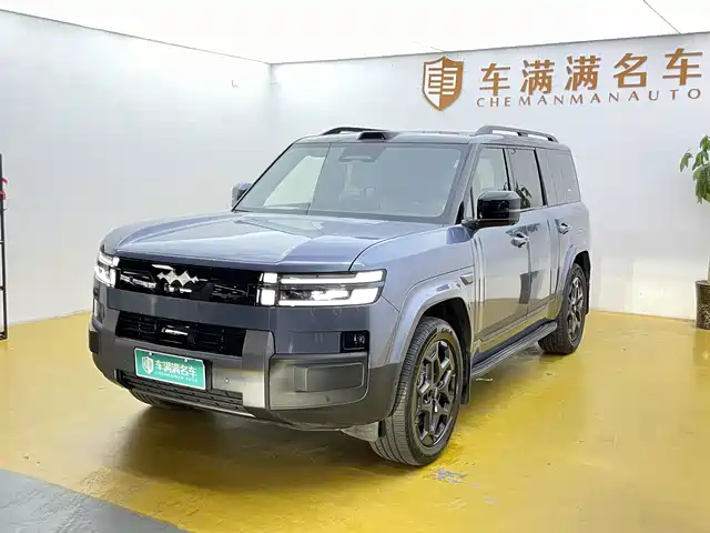 Fang Cheng Bao Titanium 7 2025 AWD Base Model — фото 1