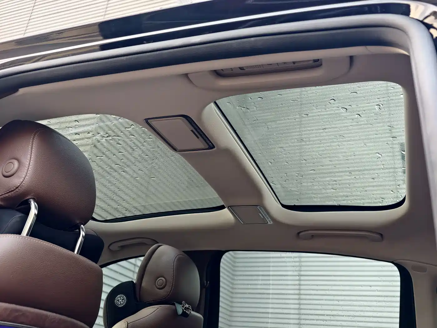 Mercedes-Benz E-Class New Energy 2022 Facelift E 350 e L Plug-in Hybrid Sedan фото 14