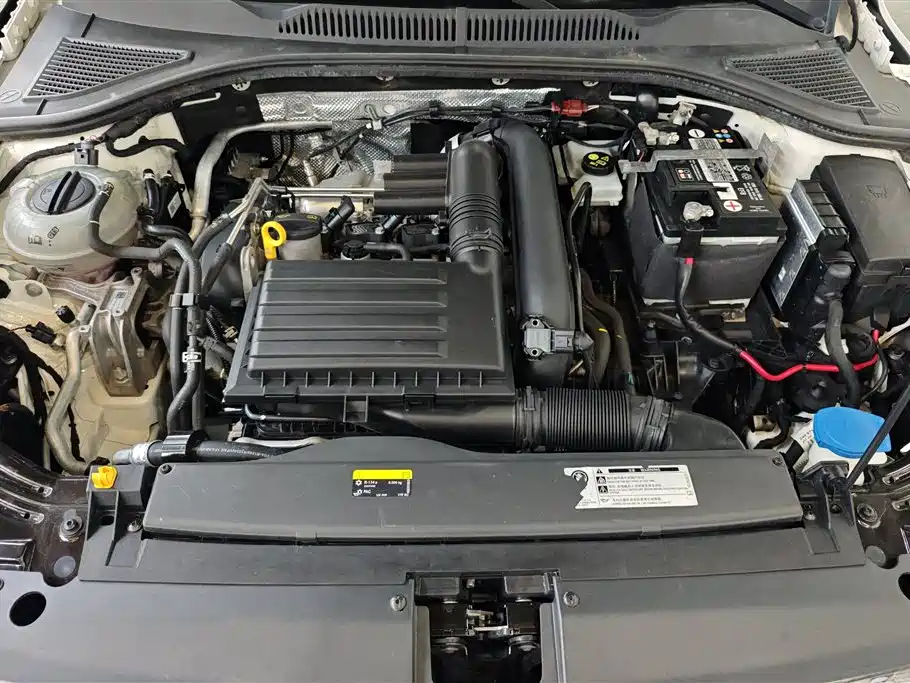 Volkswagen Lavida 2018 Hatchback 200TSI DSG Comfort Edition China V фото 10