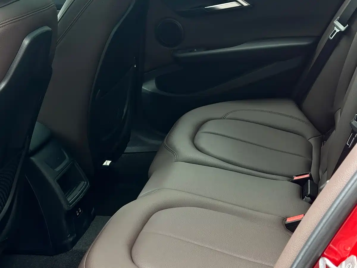 BMW 1 Series 2020 Model 125i Leading M Sport Package фото 18