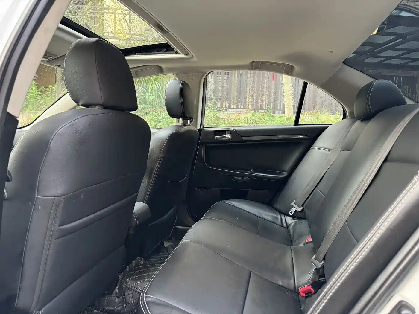 Mitsubishi Lancer EX 2012 Zhishang 1.8L Manual Luxury фото 9