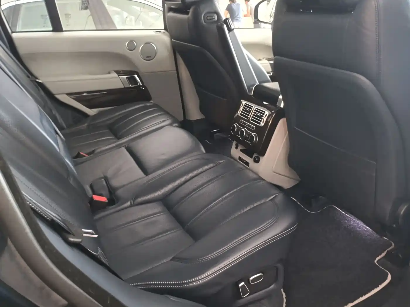 Land Rover Range Rover 2013 5.0 SC V8 Vogue SE фото 7