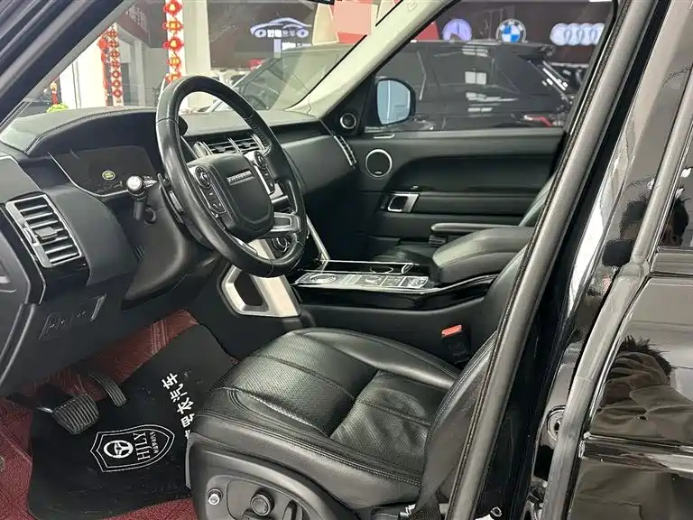 Land Rover Range Rover 2015 3.0 TDV6 Vogue фото 11