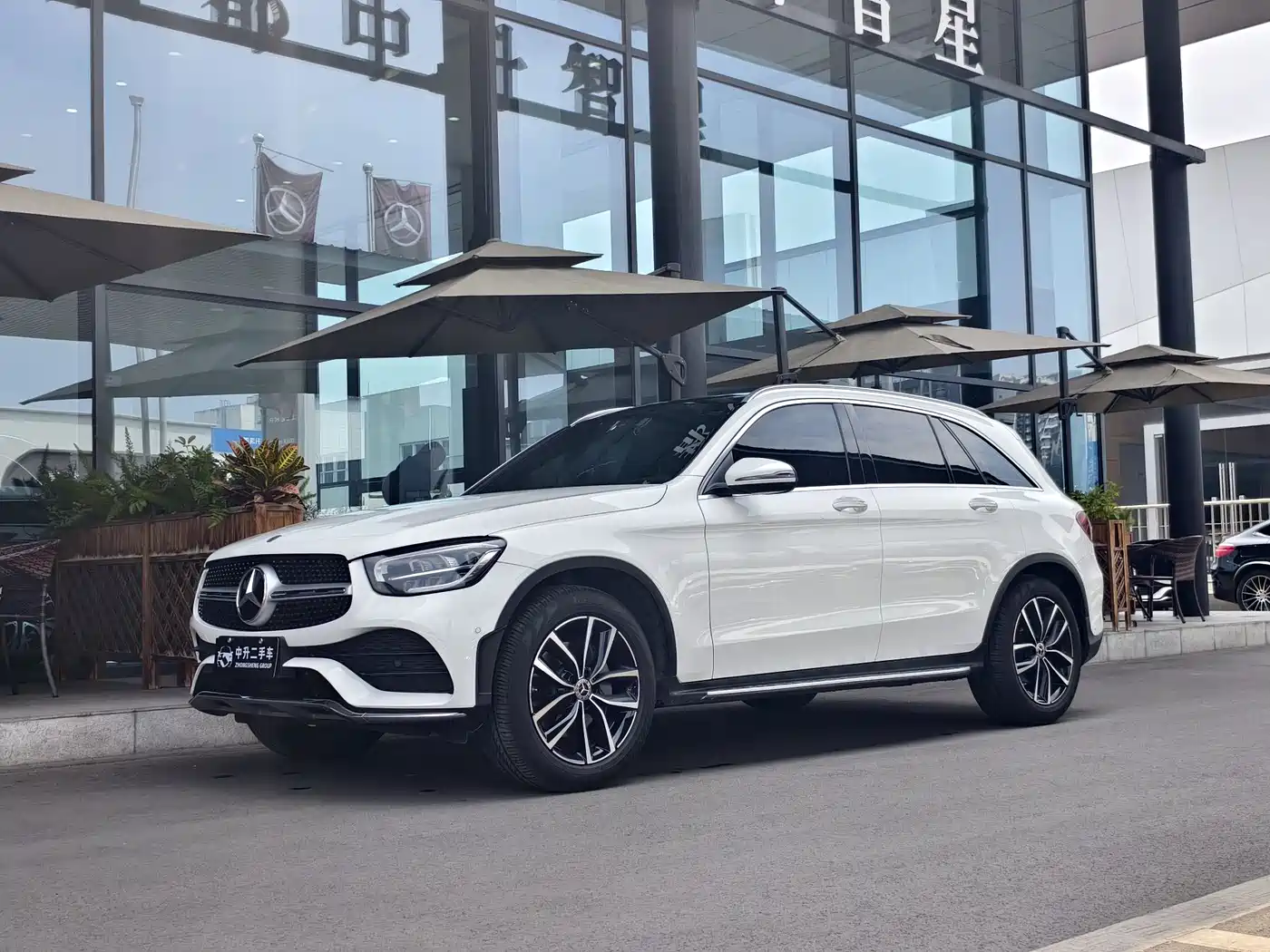 Mercedes-Benz GLC 2021 GLC 300 L 4MATIC Sporty фото 3