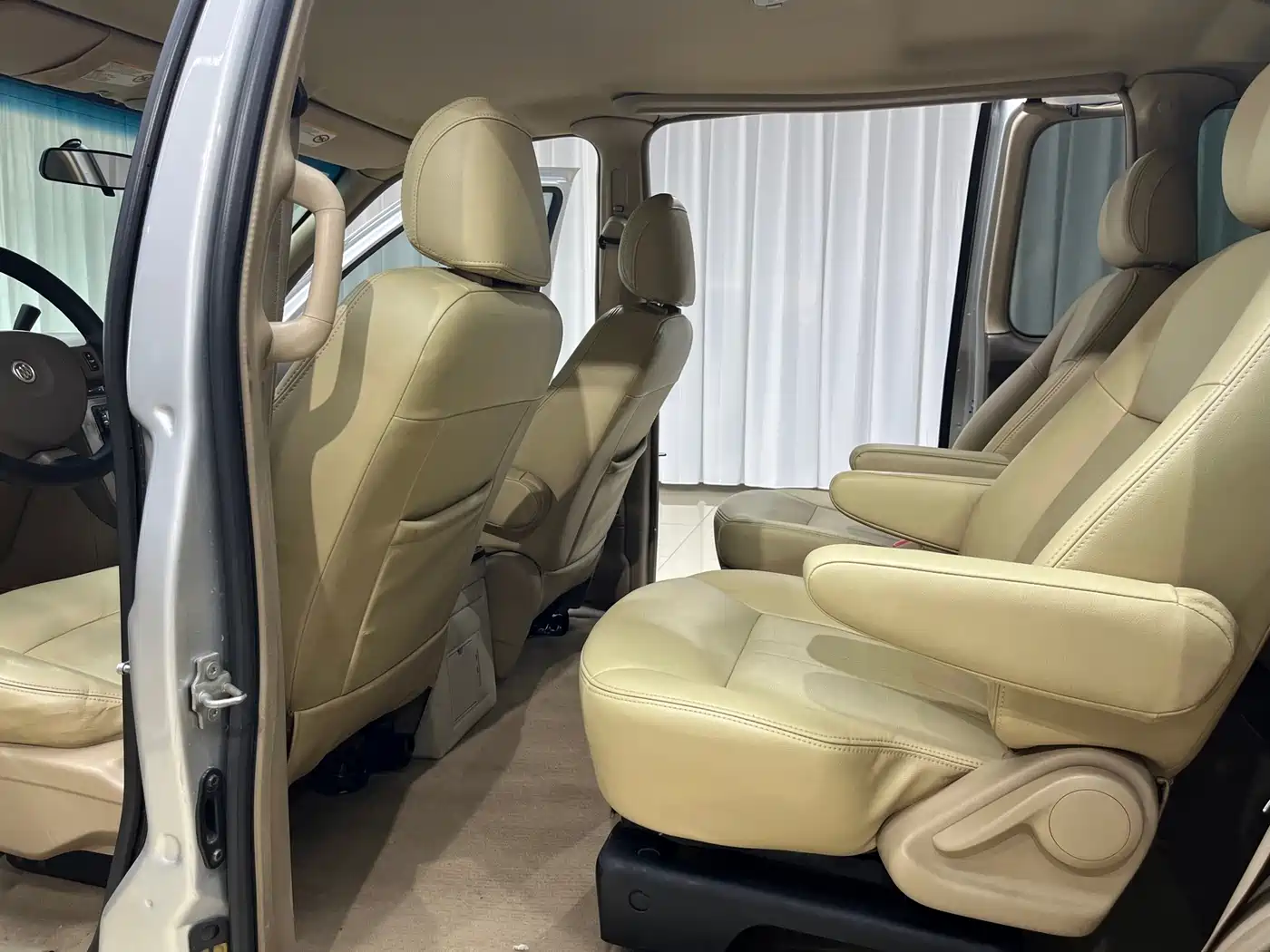 Buick GL8 2012 2.4L BASE Comfort фото 10