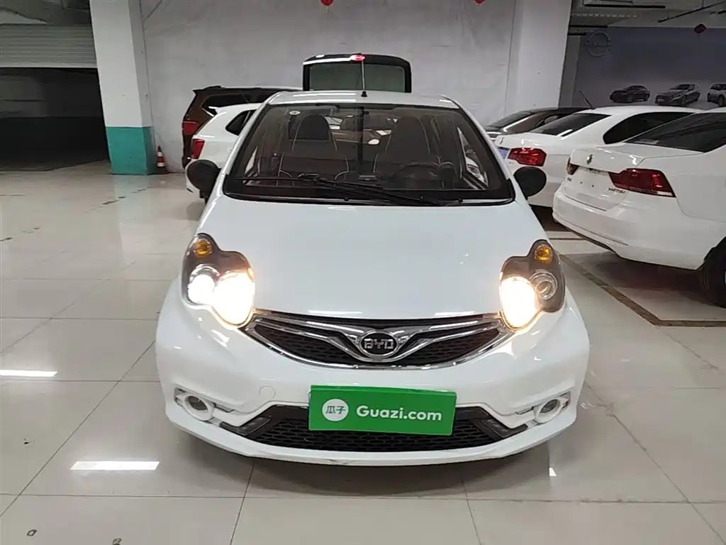 BYD F0 2015 1.0L AMT Xuan Cool Edition фото 3