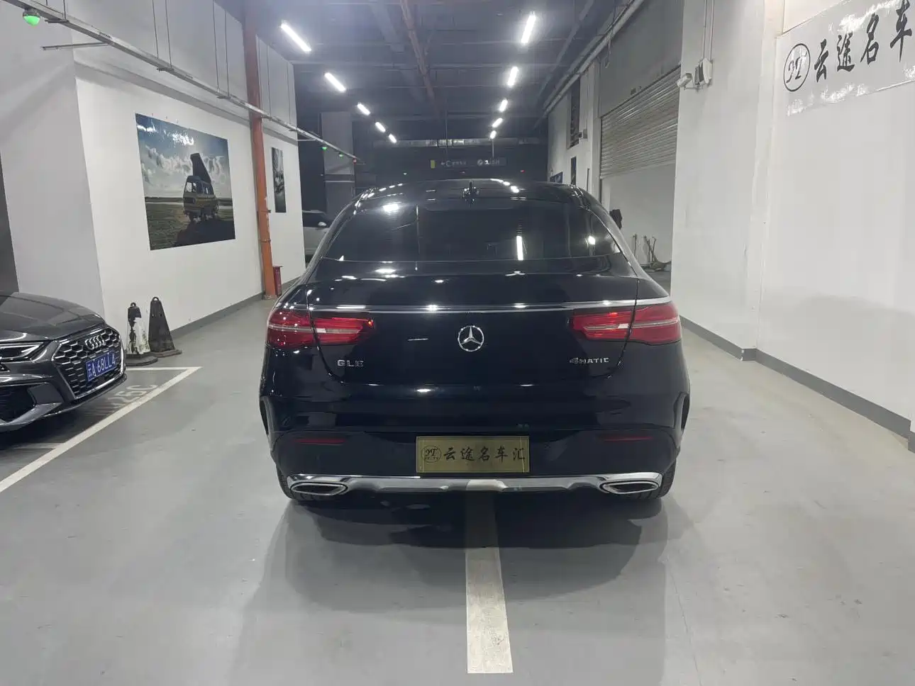Mercedes-Benz GLE Coupe 2017 GLE 320 4MATIC Coupe SUV фото 12