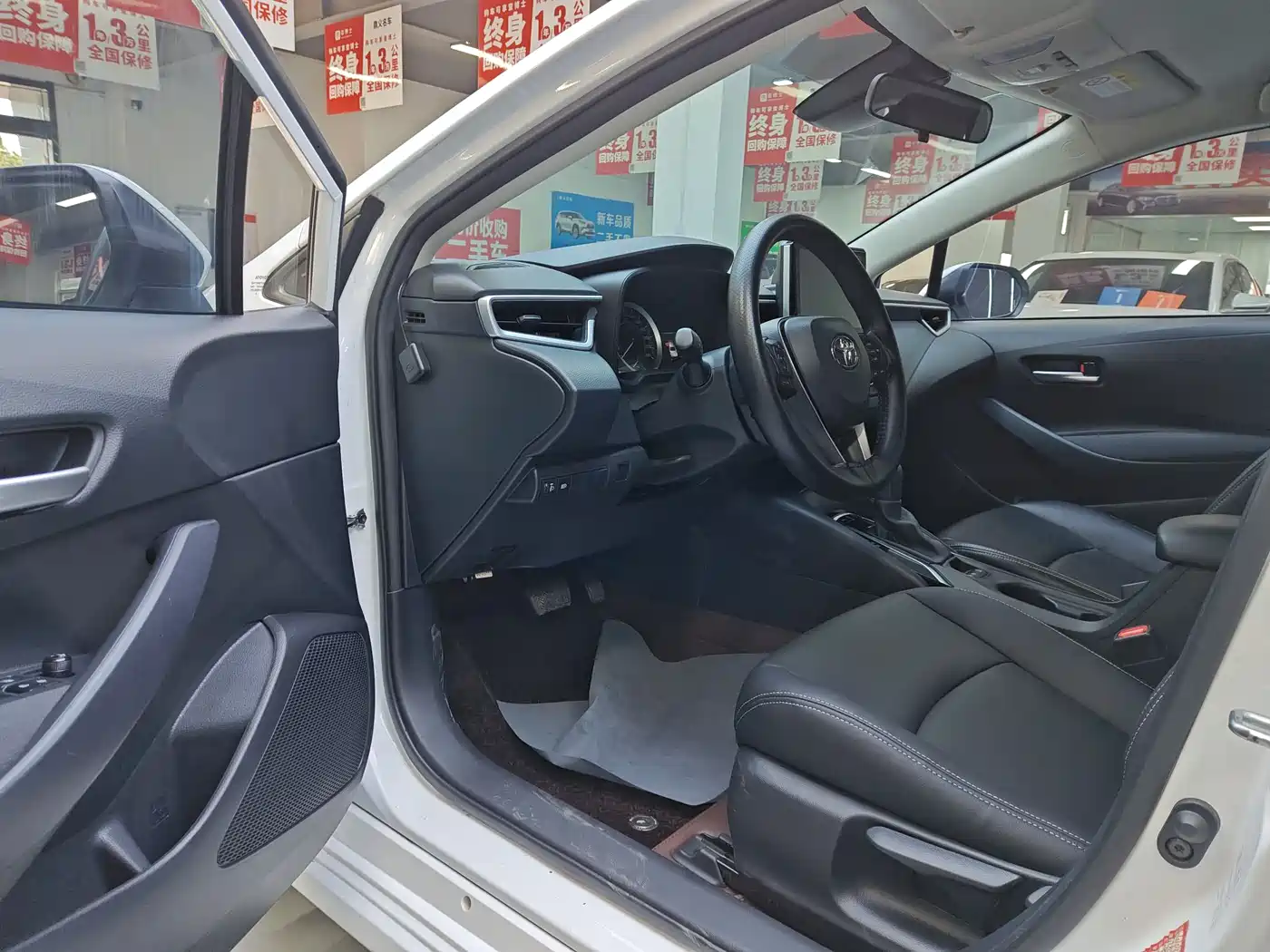 Toyota Corolla 2021 1.2T S-CVT Pioneer Edition фото 8