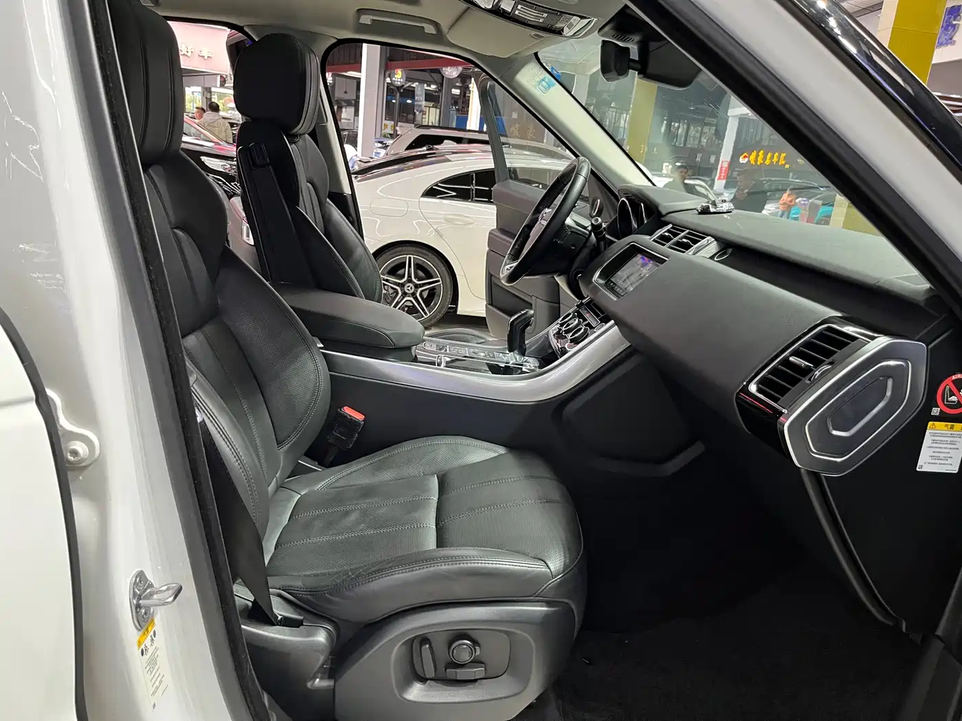 Land Rover Range Rover Sport 2017 3.0 SC V6 HSE фото 21