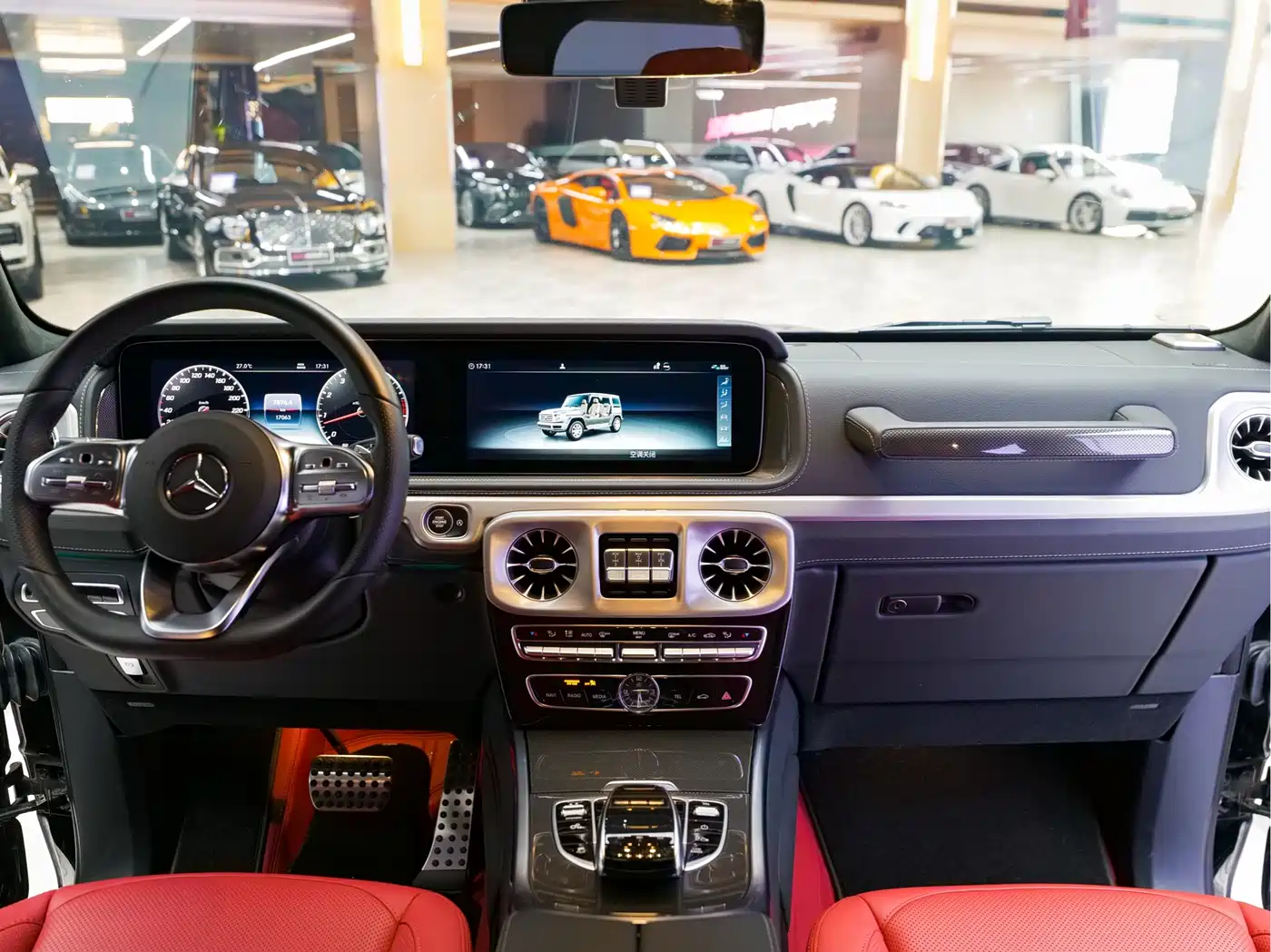 Mercedes-Benz G-Class 2023 G 500 фото 12
