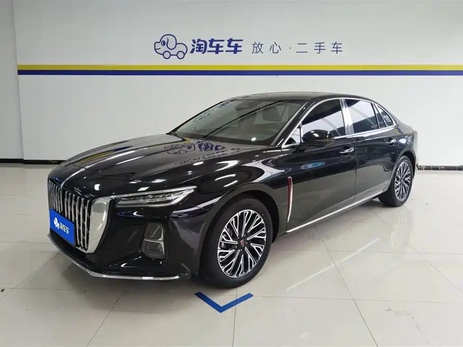 Hongqi H5 2024 2.0T Automatic Smart Connect Flag Smooth Edition