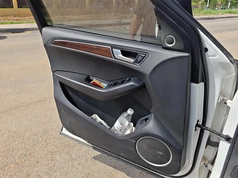 Audi Q5 2011 2.0TFSI Dynamic фото 7