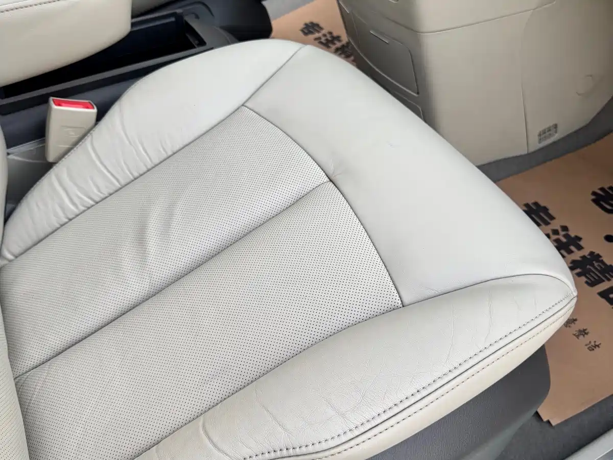 Buick GL8 2011 3.0L XT Luxury Business Flagship фото 26