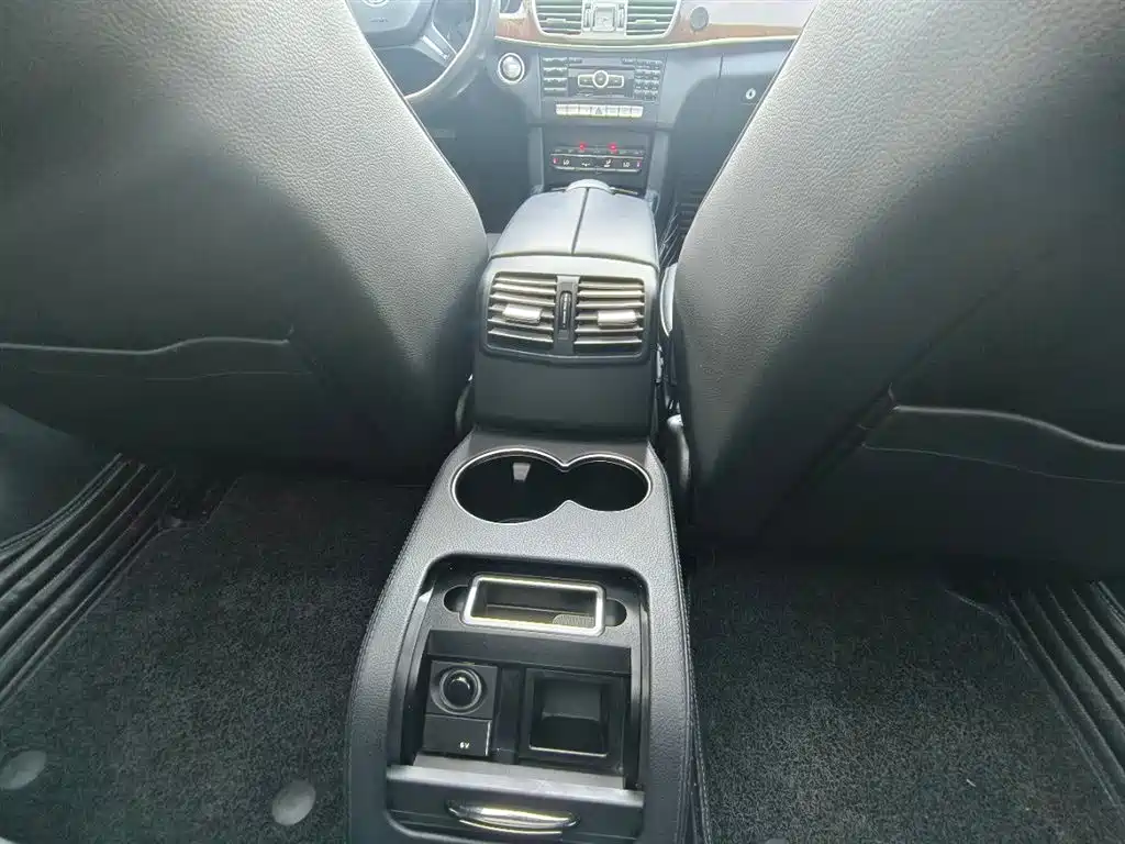 Mercedes-Benz E-Class 2015 E 200 L фото 10