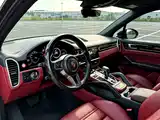 Фото 4 - Porsche Cayenne