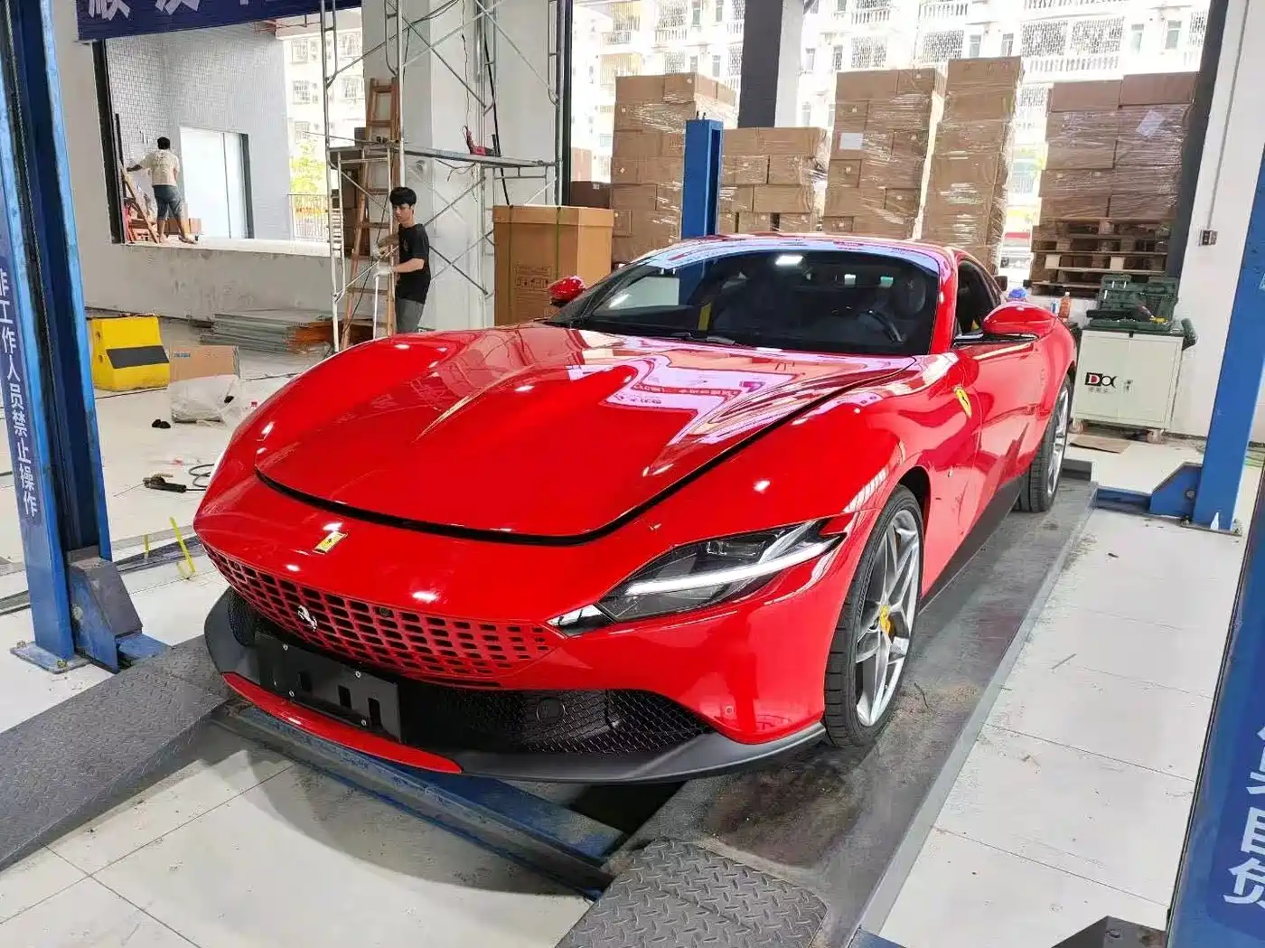 Ferrari Roma 2023 2020 3.9T V8