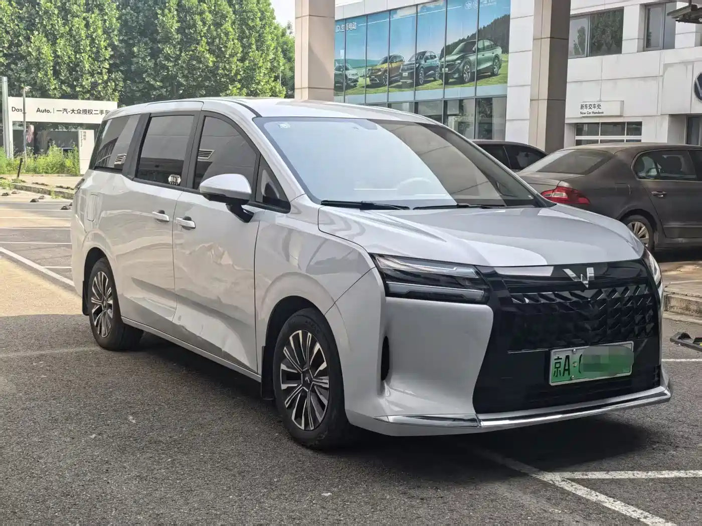 Wuling Motors Xingguang 730 New Energy 2025 2025 Model Plug-in Hybrid Base Version
