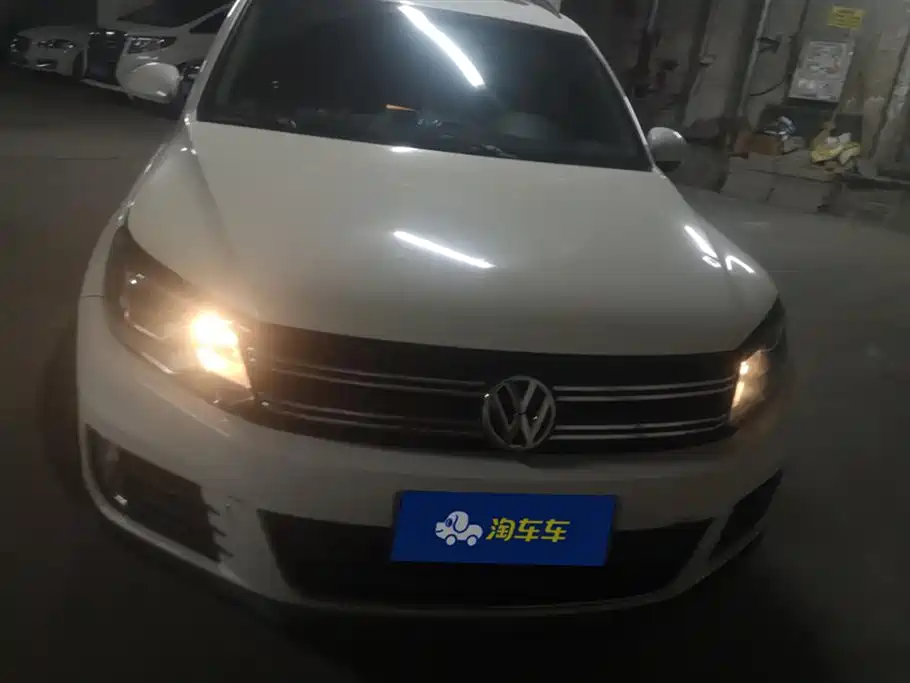 Volkswagen Tiguan 2013 1.8TSI Auto 4WD Luxury фото 2