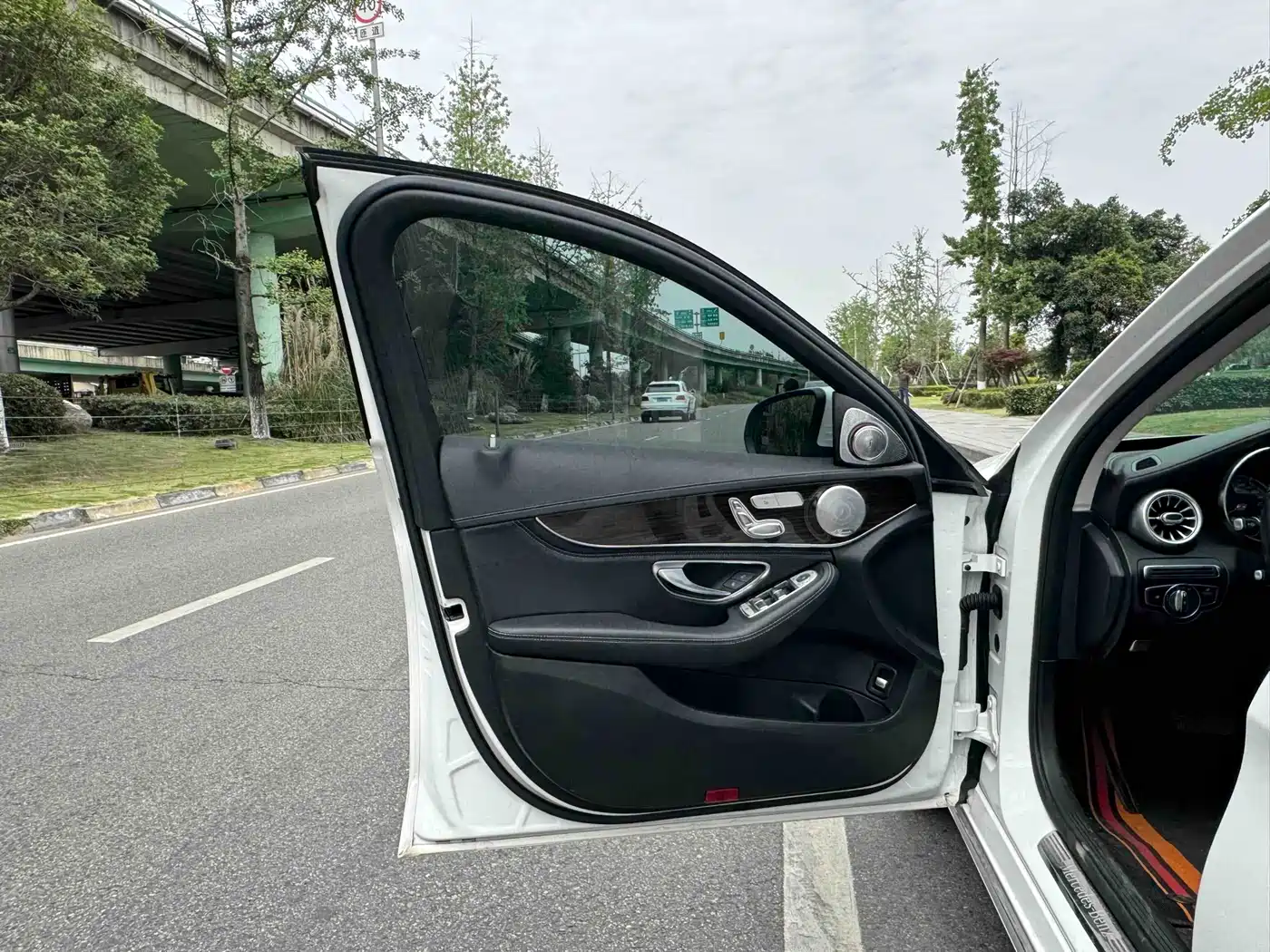 Mercedes-Benz C-Class 2018 C 200 L фото 6