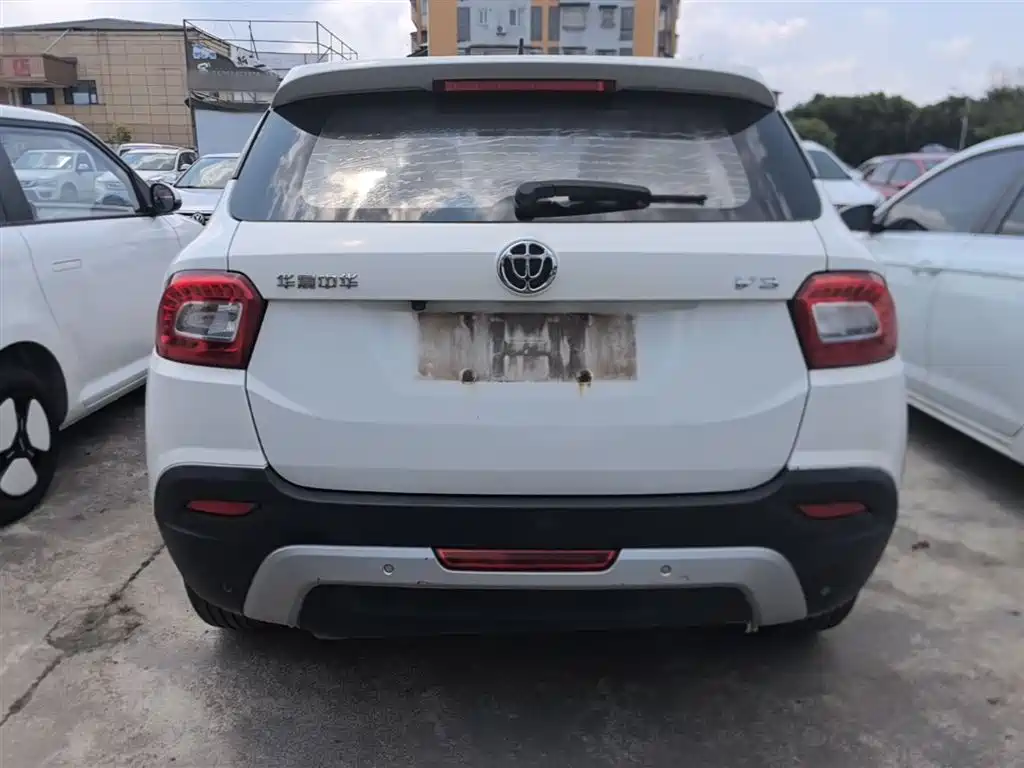 Zhonghua V3 2017 2016 1.5L Manual Smart
