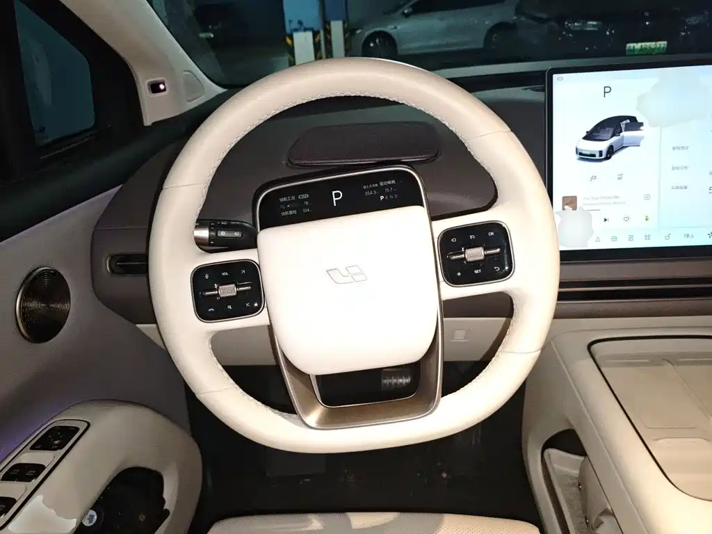 Li Auto Li i8 2025 2025 Standard Edition