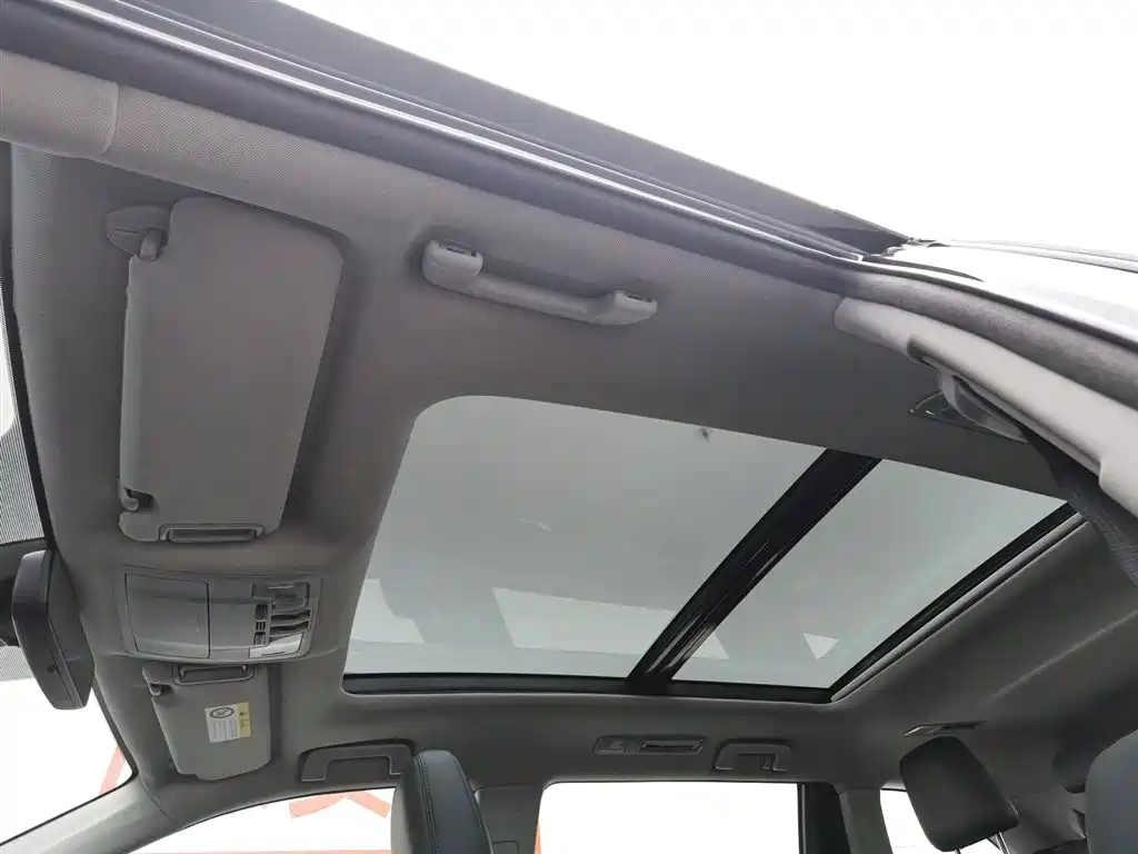Toyota Highlander 2018 2.0T 4WD Luxury 7-seater (China V) фото 14