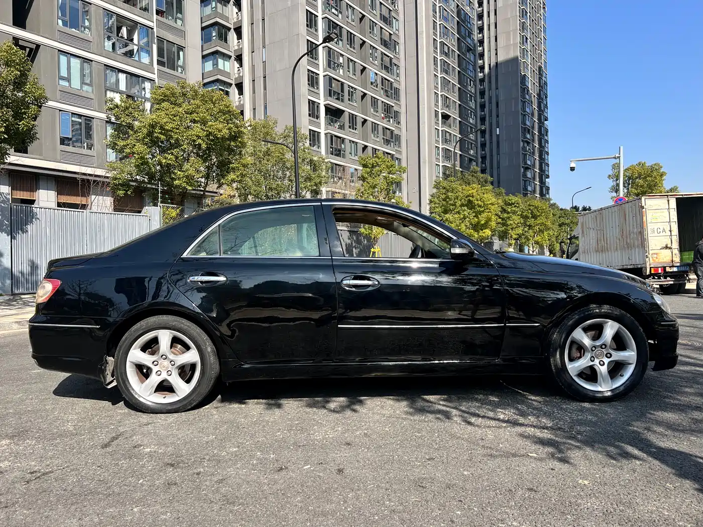 Toyota Reiz 2009 2.5S AVX Edition фото 4