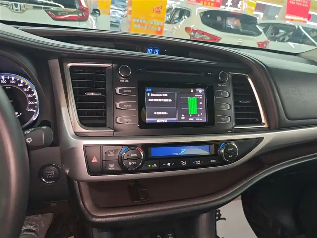 Toyota Highlander 2015 2.0T AWD Luxury Edition 7-seater фото 12