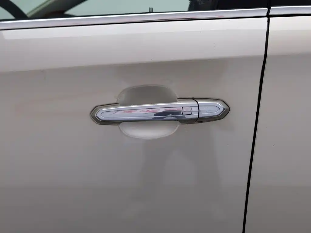 Photo 18 - Cadillac XTS
