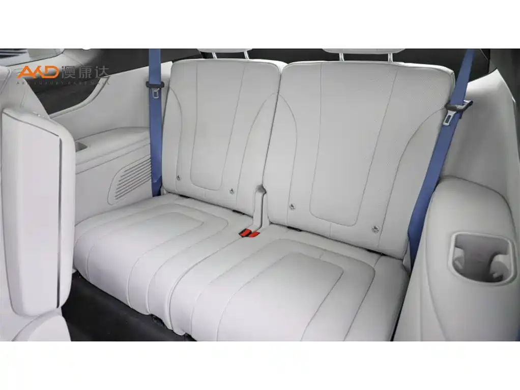 AITO Wenjie AITO M9 2024 Extended Range Ultra 42kWh 6-Seater фото 9