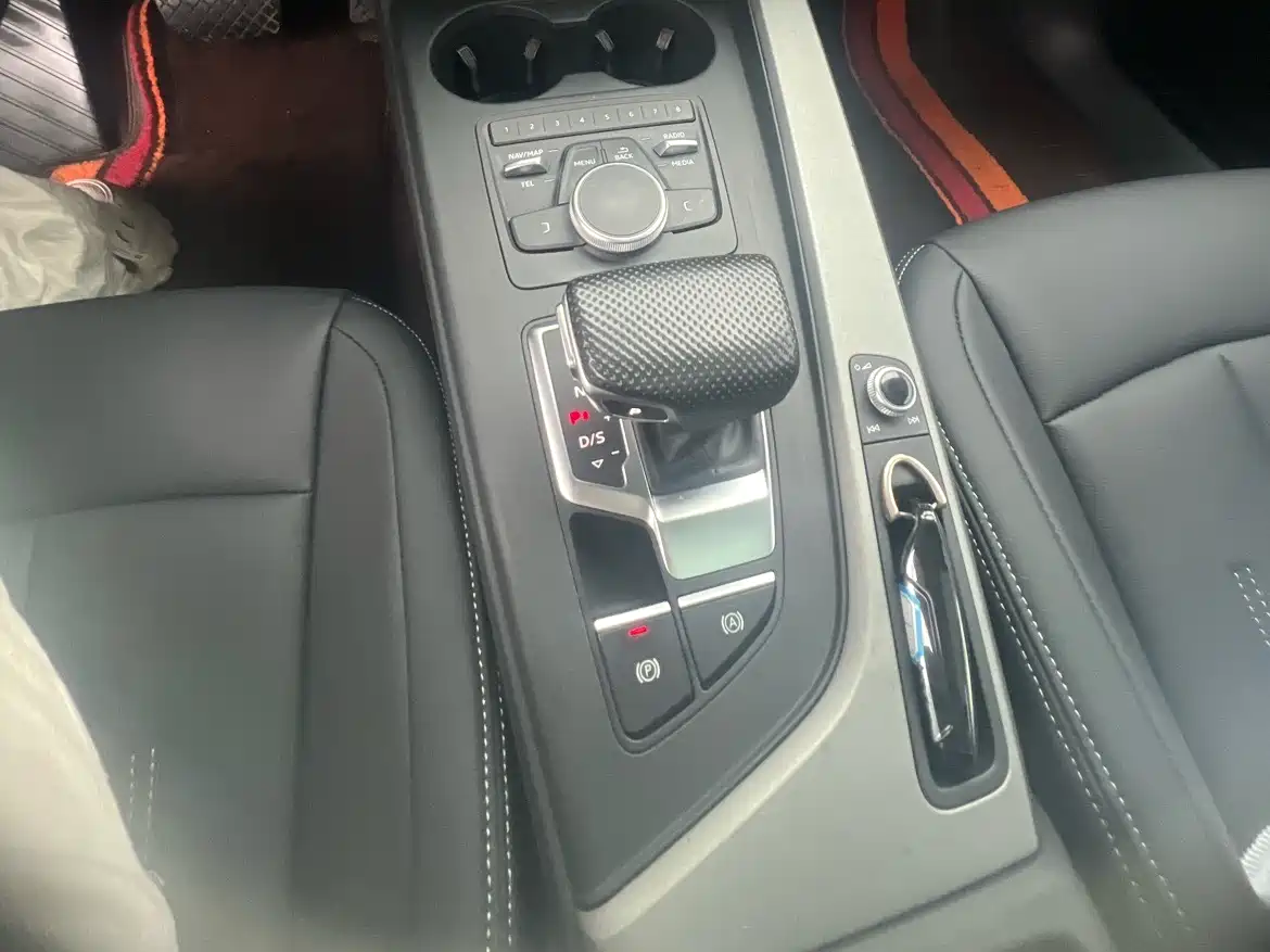 Audi A4L 2019 40 TFSI Progressive (China VI) фото 13