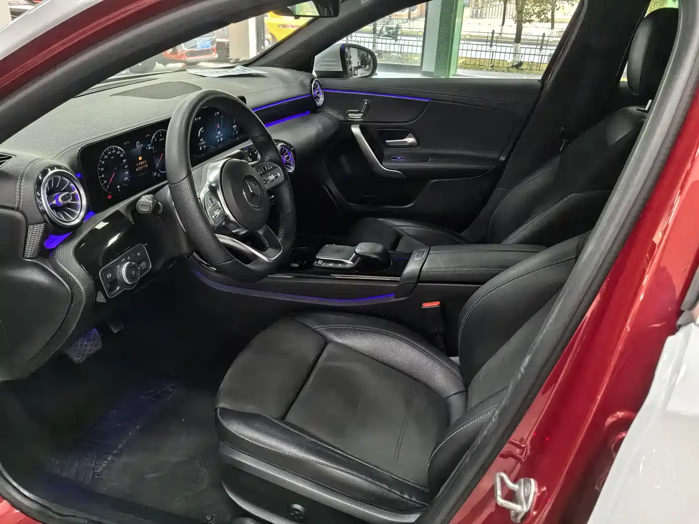 Mercedes-Benz A-Class 2021 A 200 L Sport Sedan Fashion Edition фото 8