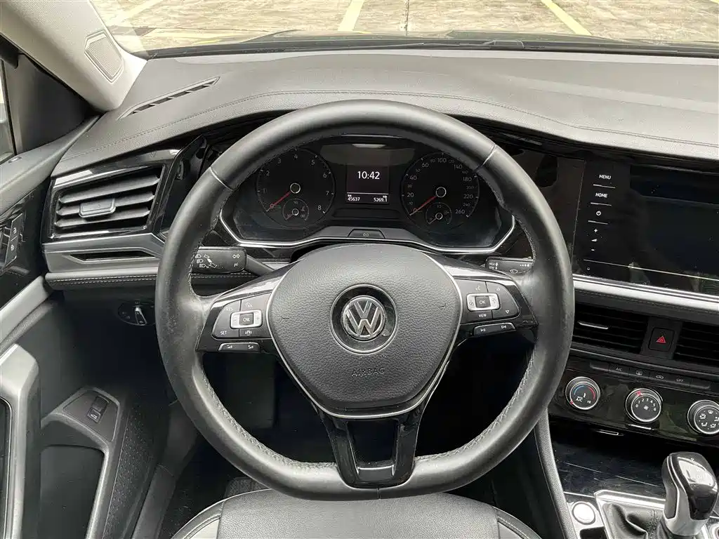 Volkswagen Sagitar 2021 200TSI DSG Comfort Smart Edition фото 5