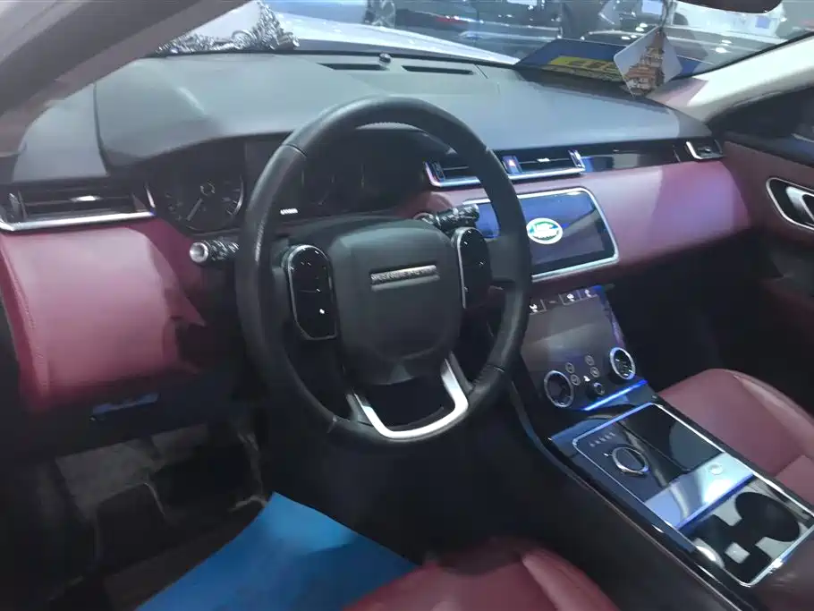 Land Rover Range Rover Velar 2019 250PS фото 12