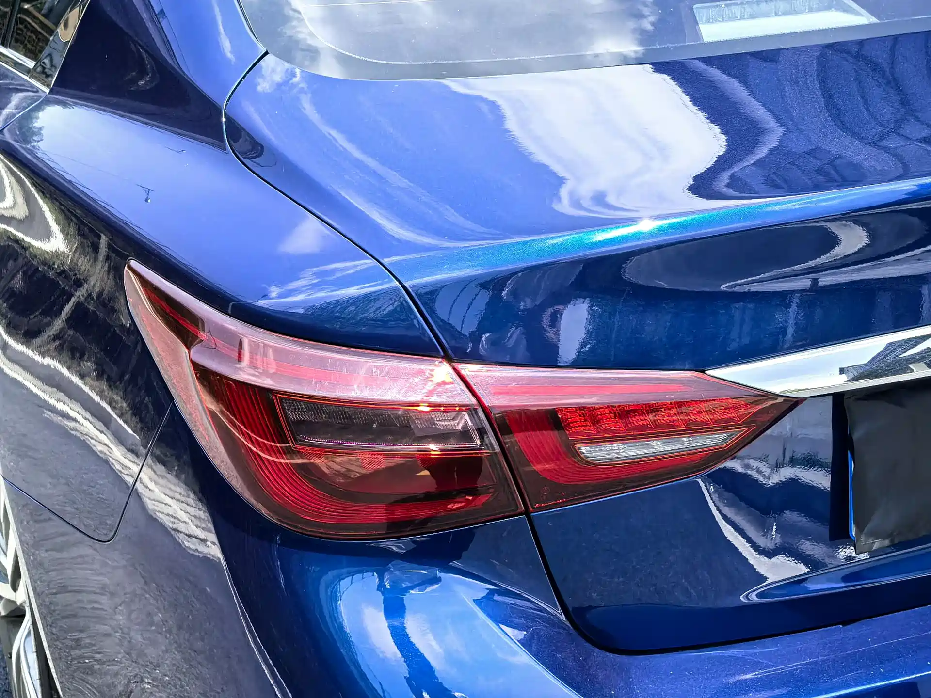 Фото 19 - Infiniti Q50L