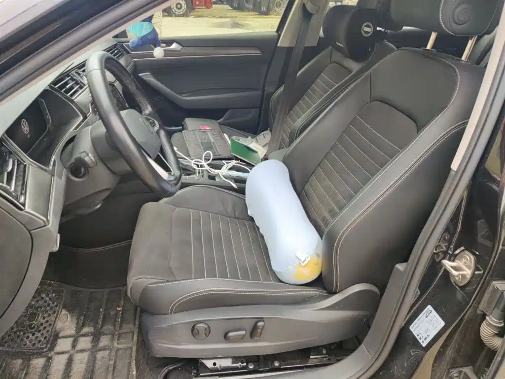 Volkswagen Magotan 2021 330TSI DSG 30th Anniversary Edition фото 8